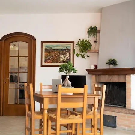 Casa Magnolia: Indipendente Con Giardino Lägenhet